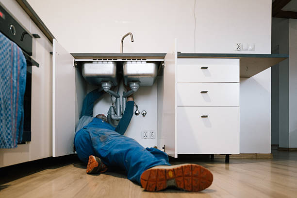 Professional Pipe Repair technician working in Quantico, MD